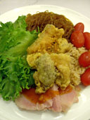 รามายณะ คิงส์พาวเวอร์ บุพเฟ่ต์อาหารนานาชาติและการแสดงหุ่นละครเล็ก